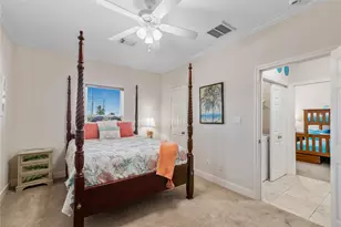 13819 Mutiny Ln, Galveston, TX 77554 - Photo 30