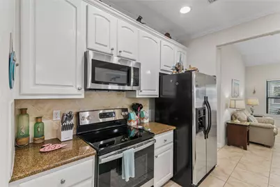 13819 Mutiny Lane, Galveston, TX 77554 - Photo 14