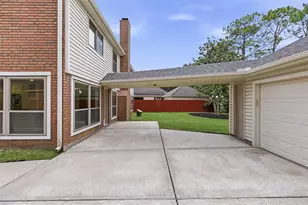 2312 Pebble Beach Dr, League City, TX 77573 - Photo 34