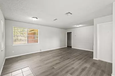 1802 Mosher Lane, Houston, TX 77088 - Photo 4