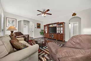 1329 Red Hills Dr, Rosharon, TX 77583 - Photo 8