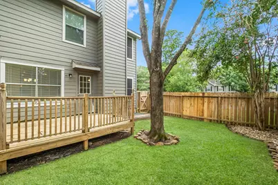 302 Sentry Maple Place, The Woodlands, TX 77382 - Photo 16