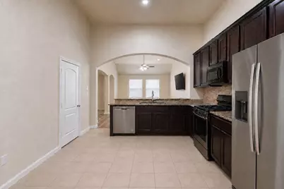 5707 Harmony Bay Circle, Richmond, TX 77407 - Photo 10