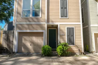2609 Link Road, Houston, TX 77009 - Photo 2