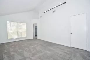 8803 Vinkins Rd, Houston, TX 77071 - Photo 12