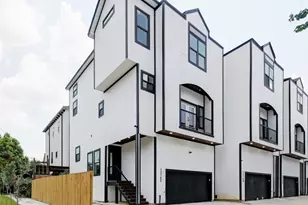 1214 W 24th St, Houston, TX 77008 - Photo 2