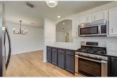 713 Willow Creek Drive, La Porte, TX 77571 - Photo 18