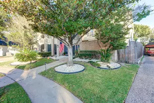 12007 Lakeway Ct, Houston, TX 77071 - Photo 4