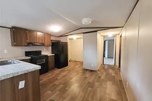 401 S Woodson St, Willis, TX 77378 - Photo 2