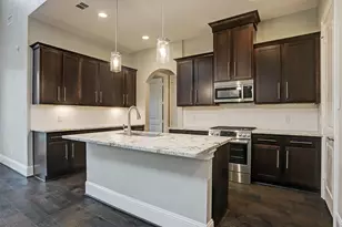4851 Benning Dr, Houston, TX 77035 - Photo 6