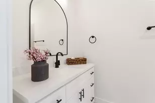 1215 Sampson St, Houston, TX 77003 - Photo 28