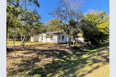 1111 Wheeler Street, Anahuac, TX 77514 - Photo 2