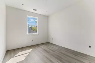 2035 Oak Forest Dr, Houston, TX 77018 - Photo 8