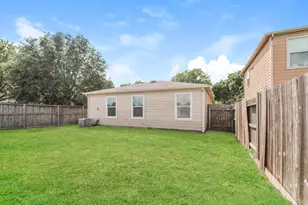 3235 Becker Glen St, Fresno, TX 77545 - Photo 16