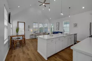 2305 67th St, Galveston, TX 77551 - Photo 12