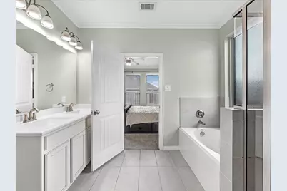 623 Orchid Hill Drive E, Conroe, TX 77301 - Photo 18