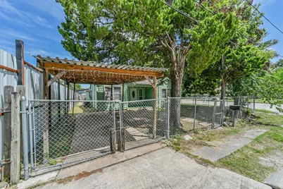 6219 Longview Street, Houston, TX 77020 - Photo 34