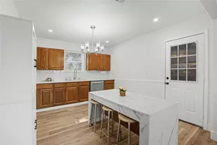 3125 South Dr, Groves, TX 77619 - Photo 10