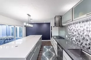 14427 Briarhills Pkwy, Houston, TX 77077 - Photo 10