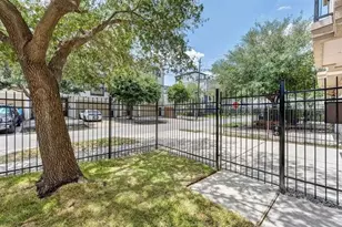 2514 Maxroy St, Houston, TX 77007 - Photo 4