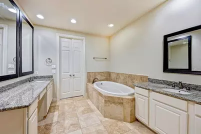 2514 Maxroy Street, Houston, TX 77007 - Photo 6