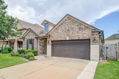 4804 Ladona Court, League City, TX 77573 - Photo 2
