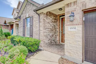 4804 Ladona Court, League City, TX 77573 - Photo 4