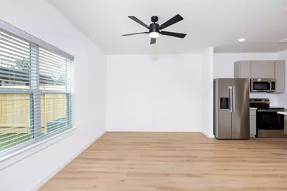 1939 Longmire Villas Court, Conroe, TX 77304 - Photo 8