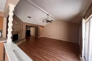 11907 N Fairhollow Ln, Houston, TX 77043 - Photo 2