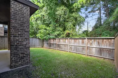 27 Daffodil Meadow Place, Tomball, TX 77375 - Photo 26