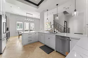 5215 Feagan St, Houston, TX 77007 - Photo 8