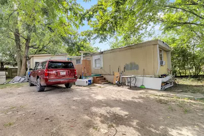 9650 E Hardy Road, Houston, TX 77093 - Photo 16