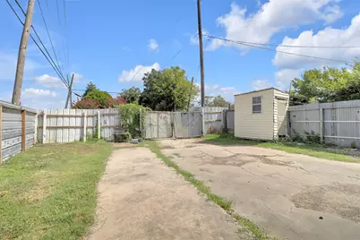 9650 E Hardy Road, Houston, TX 77093 - Photo 14