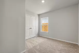 8117 Sunberry Shadow Dr, Houston, TX 77016 - Photo 10