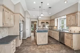 1839 Lakewinds Dr, Missouri City, TX 77459 - Photo 18