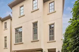 2407 Brazoria St, Houston, TX 77019 - Photo 2