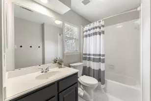 135 W Slatestone Cir, The Woodlands, TX 77382 - Photo 30