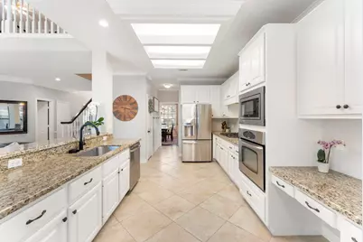 135 W Slatestone Circle, Spring, TX 77382 - Photo 10