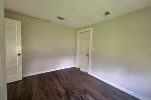 701 N Hackberry St, Sweeny, TX 77480 - Photo 10
