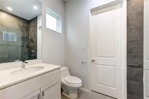 5336 Chandler St, Houston, TX 77007 - Photo 12