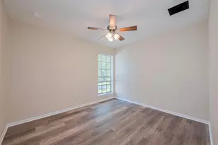 2762 Foliage Green Dr, Houston, TX 77339 - Photo 20