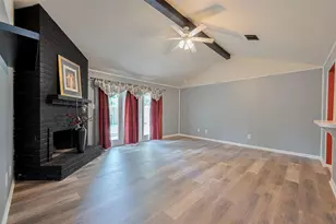 2762 Foliage Green Dr, Houston, TX 77339 - Photo 6