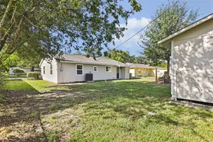 7111 Oak Village Dr, Houston, TX 77396 - Photo 18