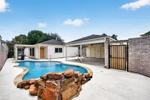 3611 Vineyard Dr, Houston, TX 77082 - Photo 30