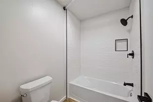 3611 Vineyard Dr, Houston, TX 77082 - Photo 28