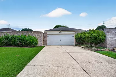 3611 Vineyard Drive, Houston, TX 77082 - Photo 2