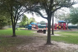 5905 Holly St, Houston, TX 77074 - Photo 4