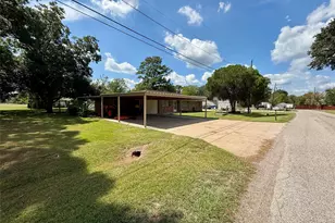 309 Crews Way, West Columbia, TX 77486 - Photo 42