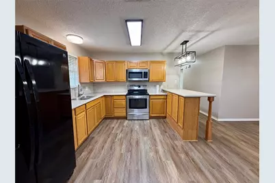 309 Crews Way, West Columbia, TX 77486 - Photo 8