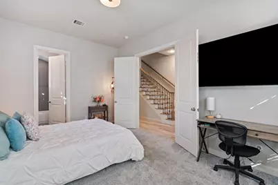 10937 Wrenwood Manor, Houston, TX 77043 - Photo 26
